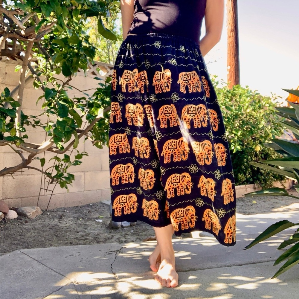 Vintage 80’s Hand Stitched Elephant Midi Skirt